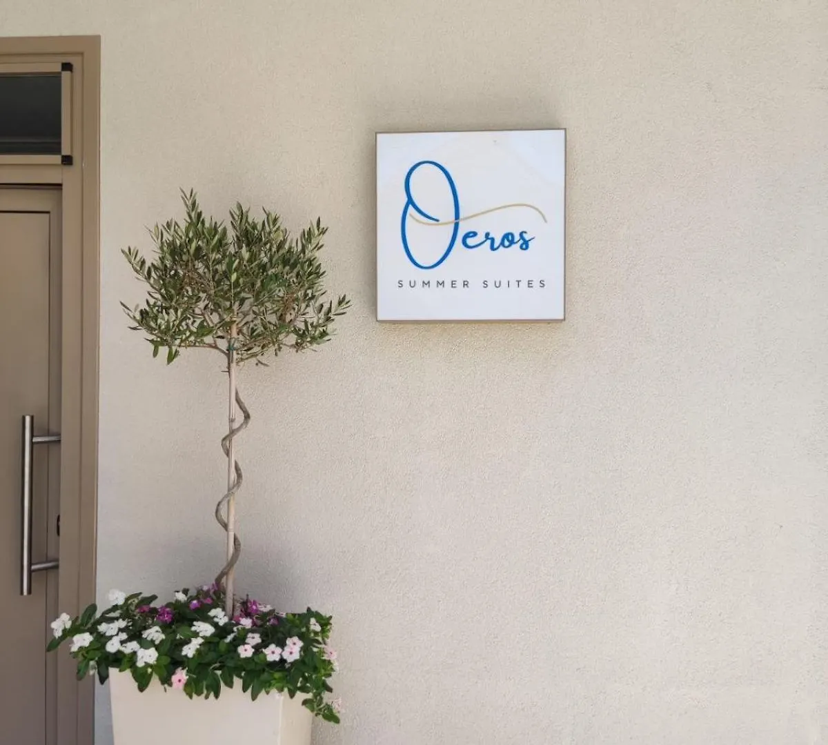 Theros Summer Suite 1 Nikiti